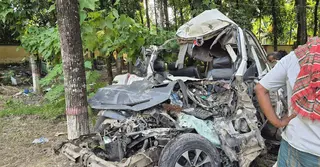 নাটোরে ট্রাক-মাইক্রোবাস সংঘর্ষে প্রাণহানি বেড়ে ৮